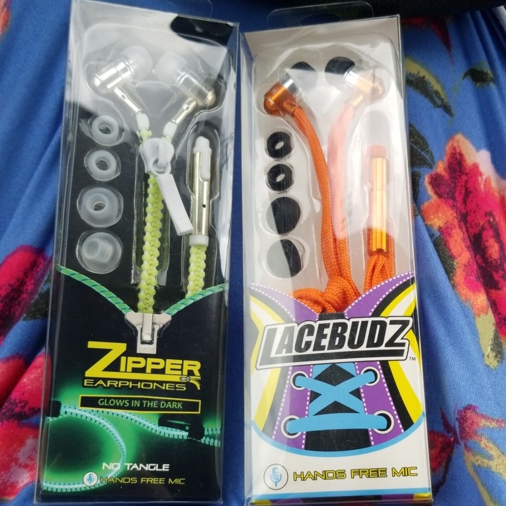 2 New Earphones
